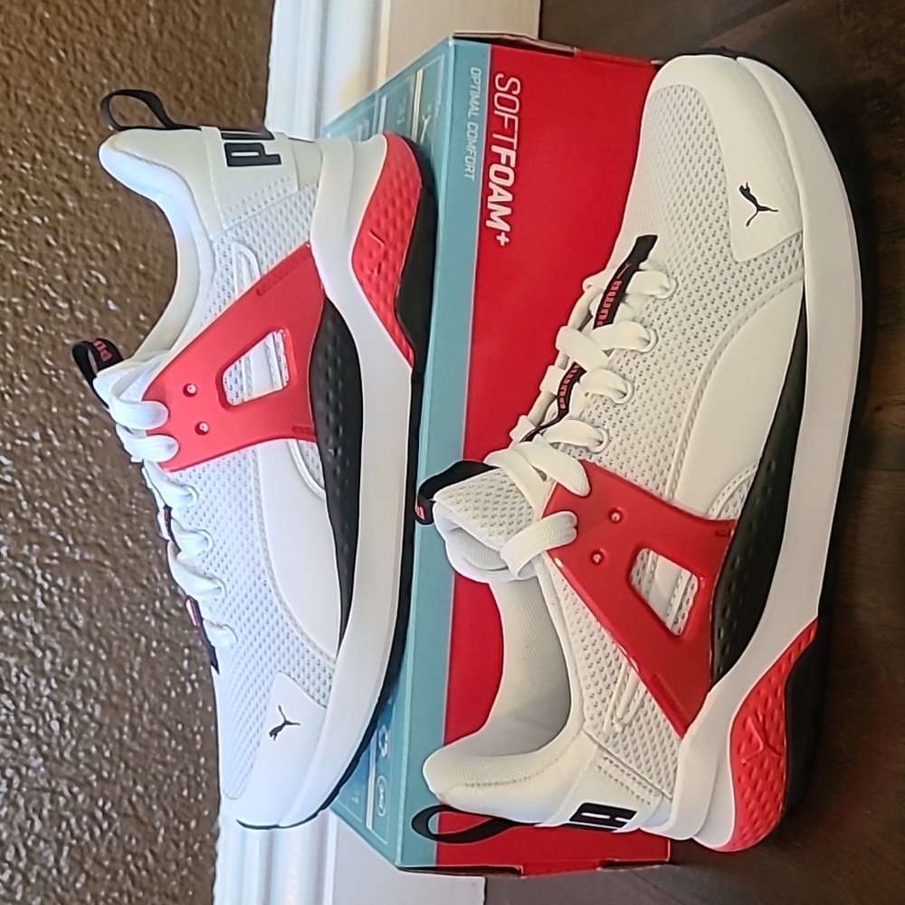 Mens PUMA Sneakers